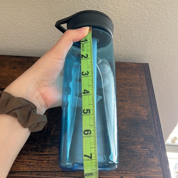 Camelbak Water Bottle - Picture 10 of 11